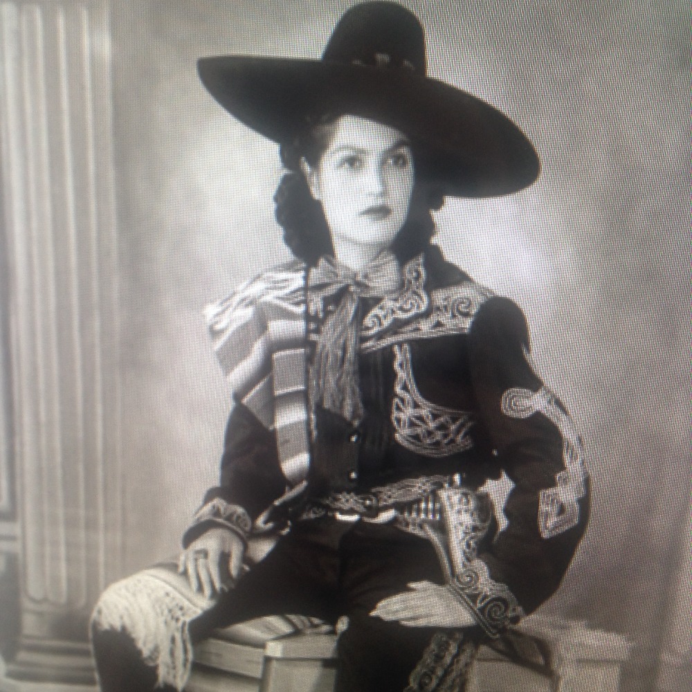 Meet your Posher, Ramona